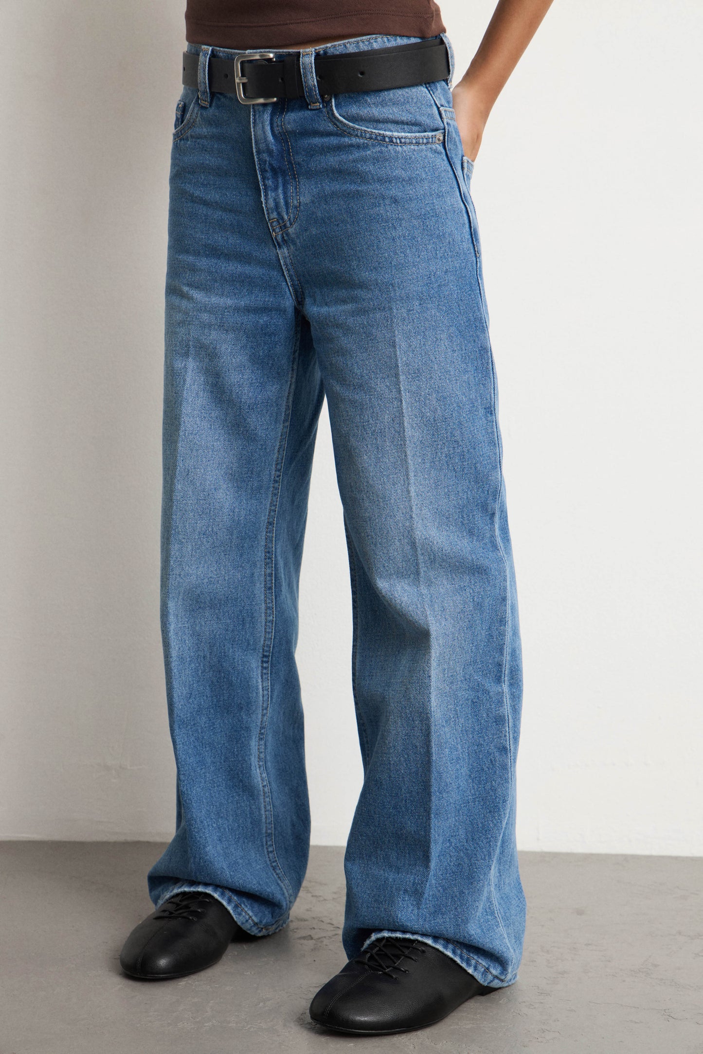 VINTAGE BLUE