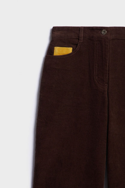 DARK BROWN